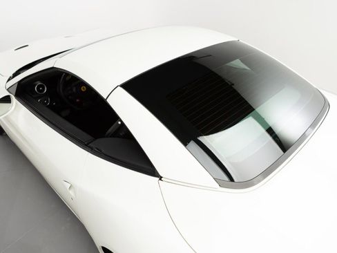 Certified 2016 Ferrari California T image 39