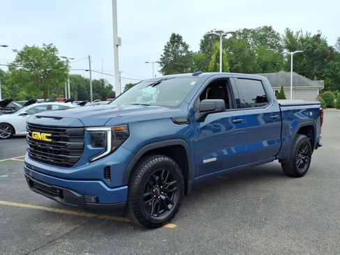 Used 2024 GMC Sierra 1500 Elevation AWD/4WD image 3