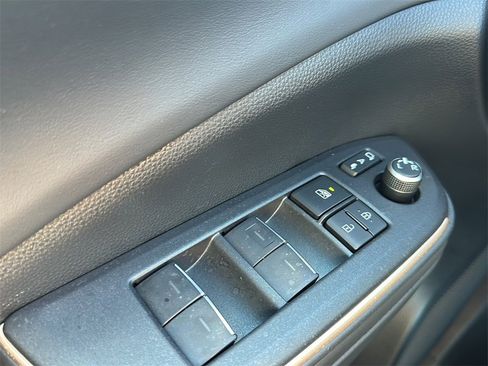 Used 2023 Toyota Crown XLE image 20