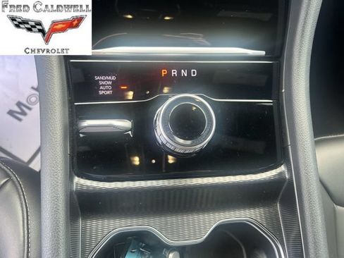 Used 2025 Jeep Grand Cherokee Limited AWD/4WD image 21