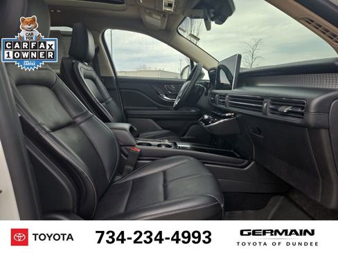 Used 2024 Lincoln Corsair AWD w/ Equipment Group 101A image 17