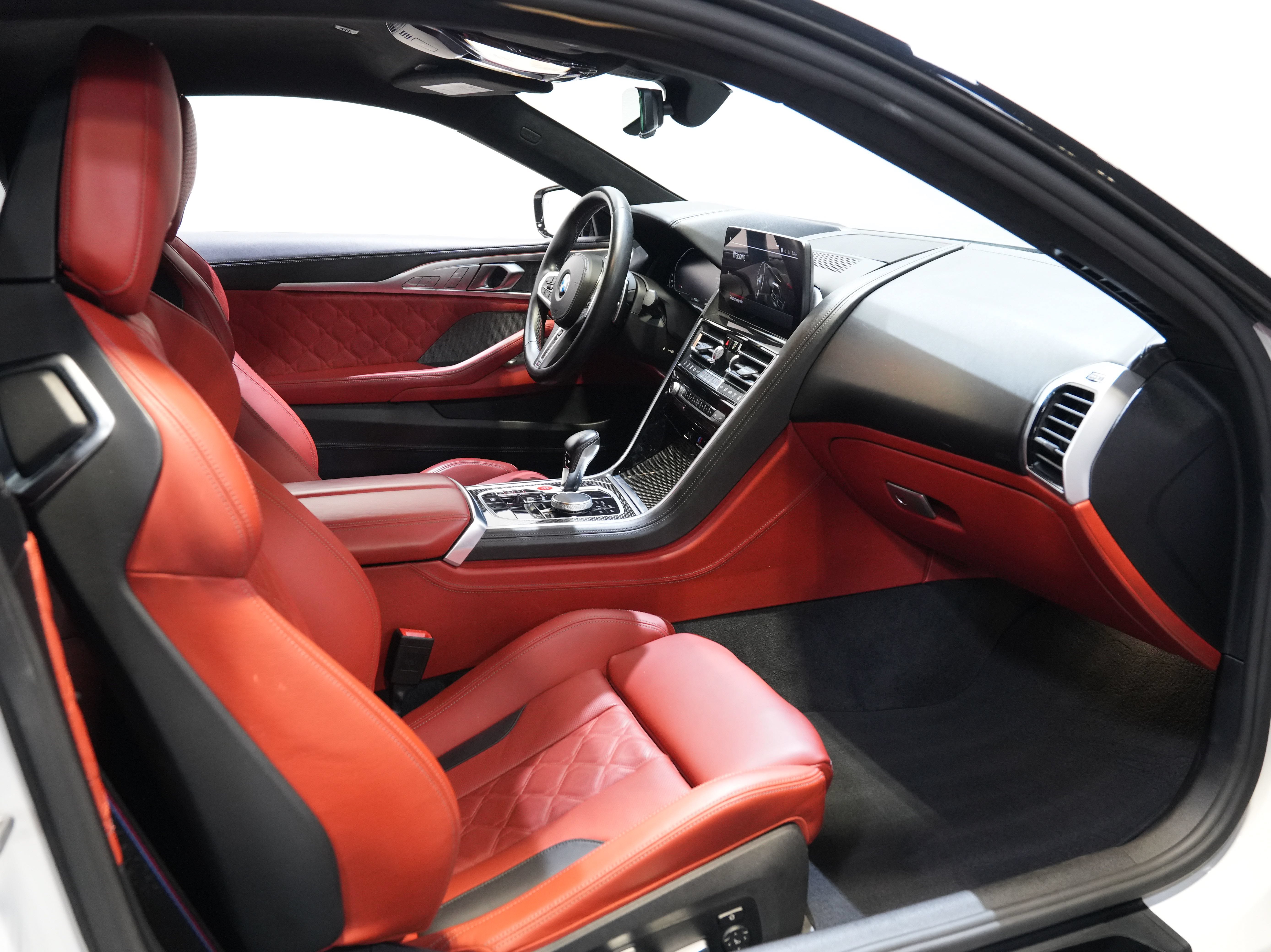 Used 2023 BMW M8 Competition w/ M Carbon Exterior Package AWD/4WD image 31