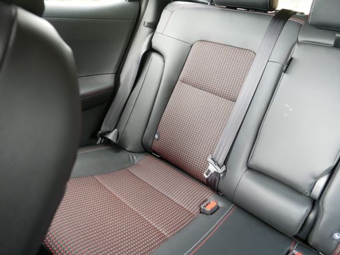 Certified 2025 Nissan Kicks SR AWD/4WD image 12