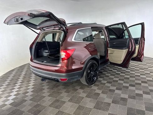 Certified 2022 Honda Pilot Special Edition image 17