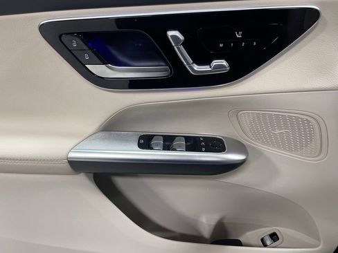 Certified 2024 Mercedes-Benz GLC 300 4MATIC image 18