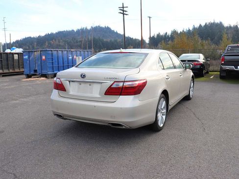 Used 2011 Lexus LS 600h L image 5