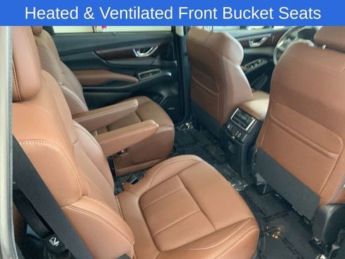 Certified 2023 Subaru Ascent Touring AWD/4WD image 18