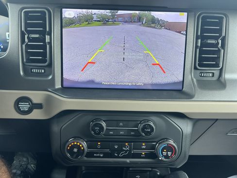New 2026 Ford Bronco Big Bend w/ Black Diamond Package AWD/4WD image 5