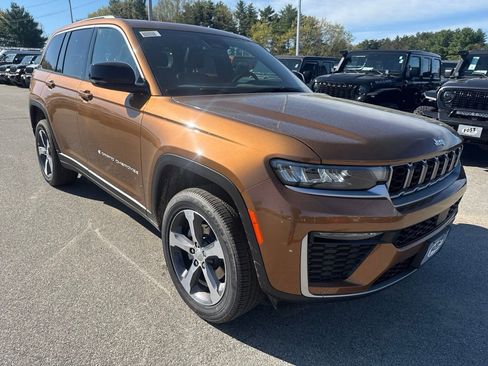 New 2026 Jeep Grand Cherokee Limited AWD/4WD image 7
