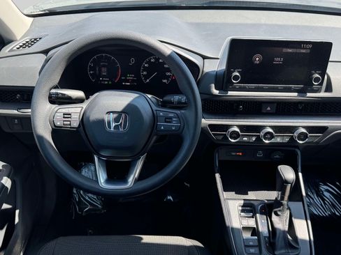 Certified 2023 Honda CR-V LX image 31