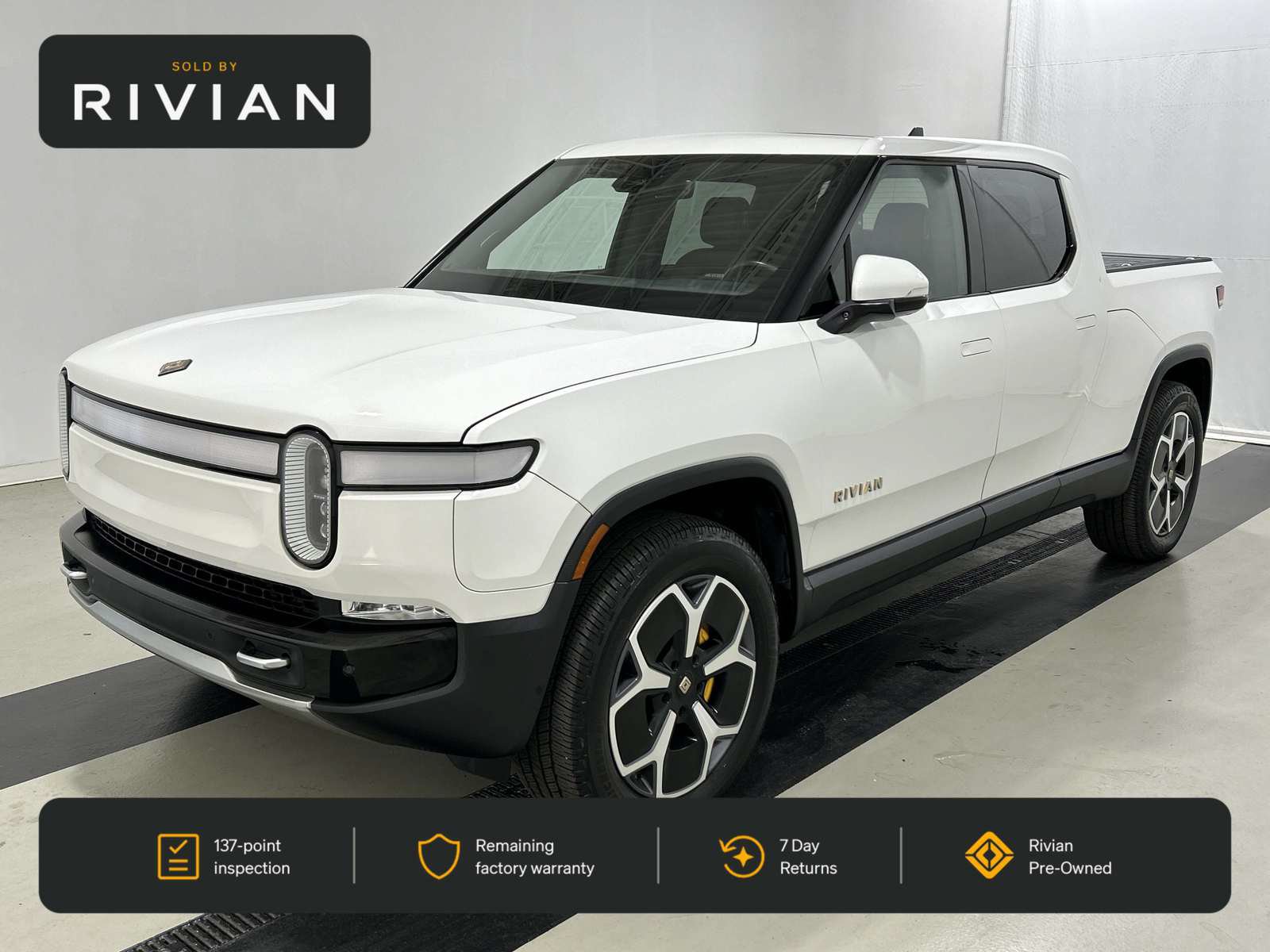 Used 2022 Rivian R1T Adventure AWD/4WD image 1