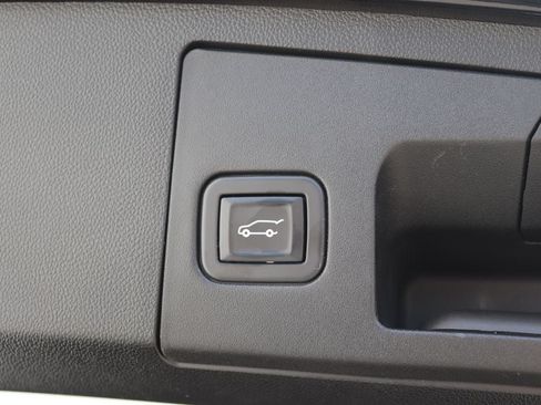 Used 2021 Cadillac XT4 Sport w/ Sun And Sound Package AWD/4WD image 34