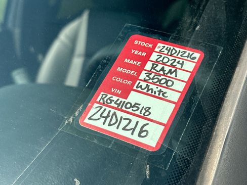 New 2024 RAM 3500 Tradesman w/ Chrome Appearance Group image 24