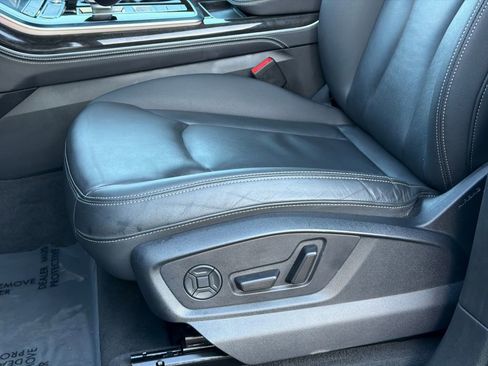 Used 2025 Audi Q7 3.0T Premium Plus image 18