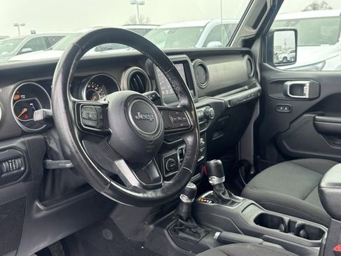 Used 2020 Jeep Wrangler Unlimited Sport image 13