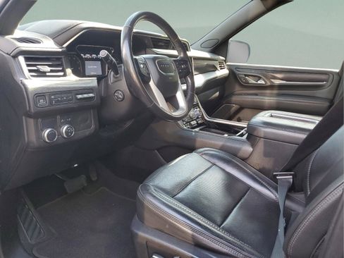 Used 2021 GMC Yukon Denali RWD image 14