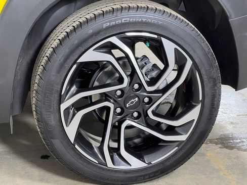 Used 2025 Chevrolet TrailBlazer RS w/ Driver Confidence Package FWD image 37