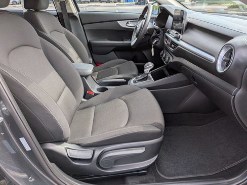 Used 2024 Kia Forte LXS FWD image 35