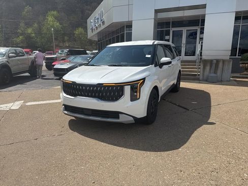 New 2026 Kia Carnival LX image 3