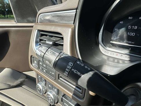 Used 2022 GMC Yukon SLT w/ SLT Premium Package AWD/4WD image 29