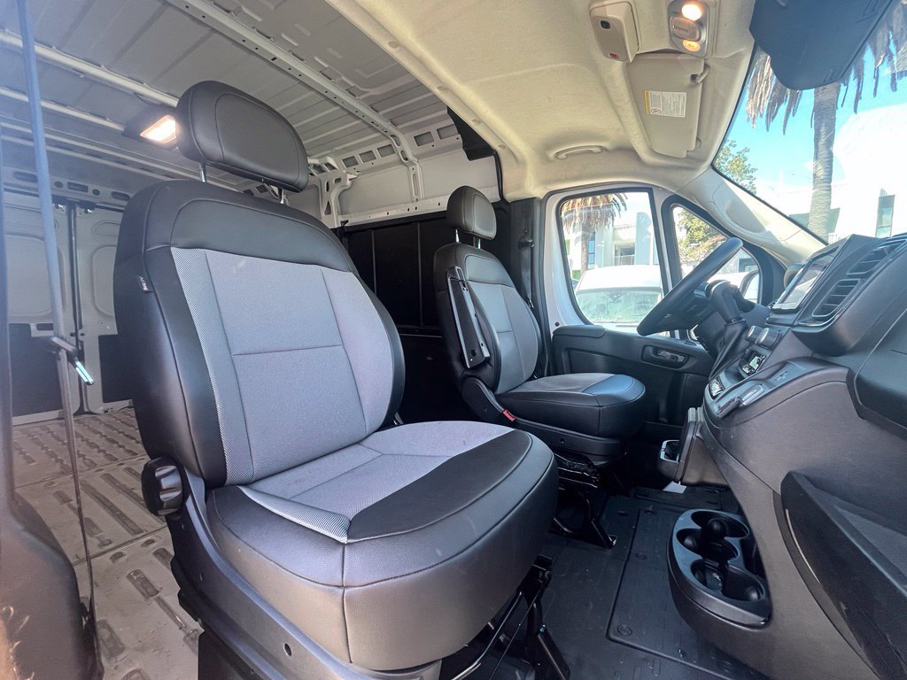 Used 2024 RAM ProMaster 2500 w/ Convenience Group FWD image 15