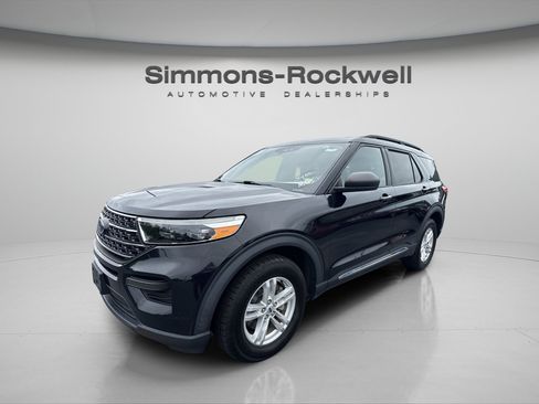Used 2020 Ford Explorer XLT w/ Comfort Package AWD/4WD image 1