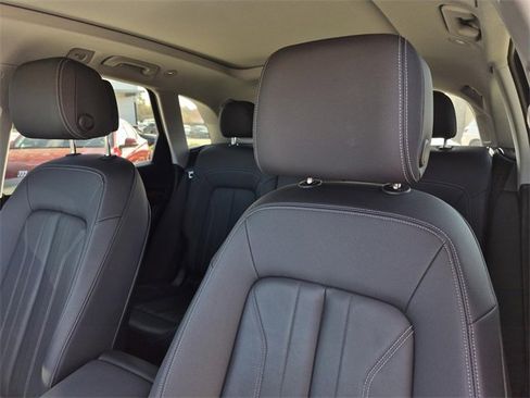 Used 2023 Audi Q5 2.0T Premium Plus w/ Premium Plus Package image 25