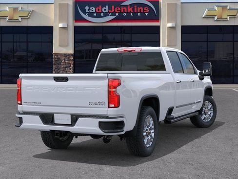 New 2026 Chevrolet Silverado 3500 High Country AWD/4WD image 4