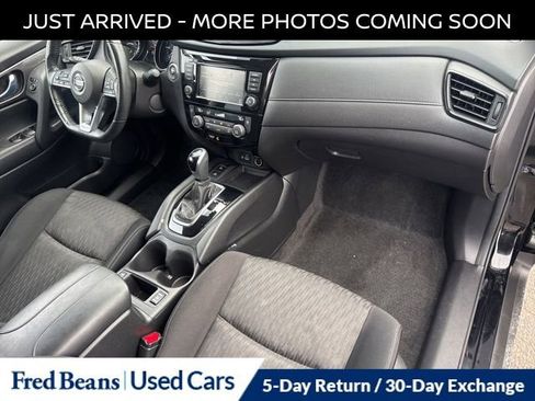 Certified 2019 Nissan Rogue SV w/ Premium Package image 17