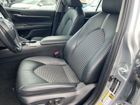 Used 2024 Toyota Camry SE FWD image 21