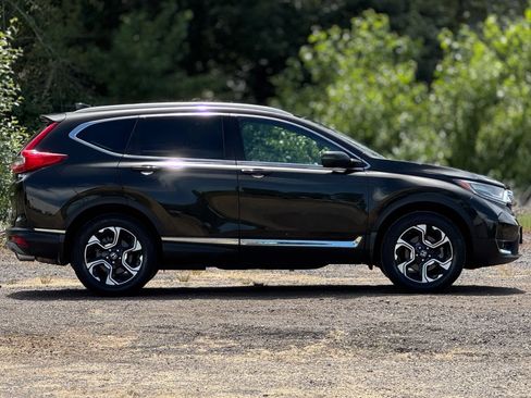 Used 2017 Honda CR-V Touring image 8