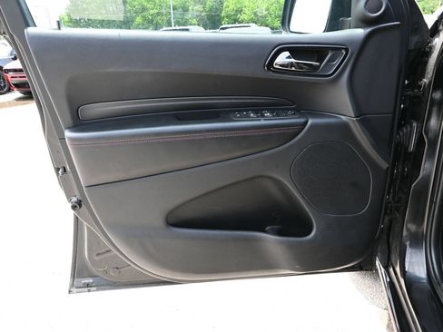 Used 2025 Dodge Durango GT RWD image 8
