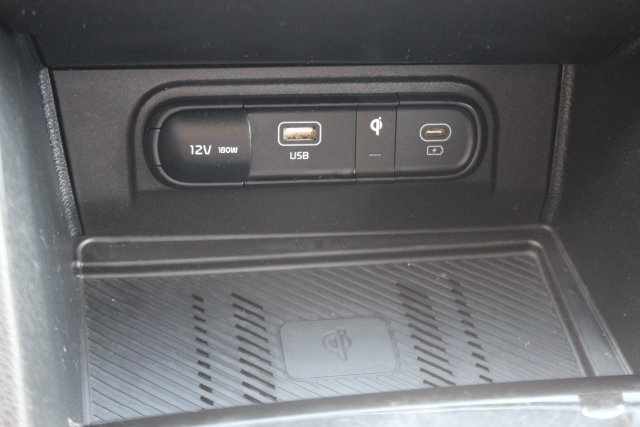 Used 2024 Kia Sportage EX AWD/4WD image 10