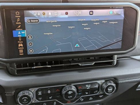 Certified 2024 Jeep Wrangler Unlimited Rubicon image 23