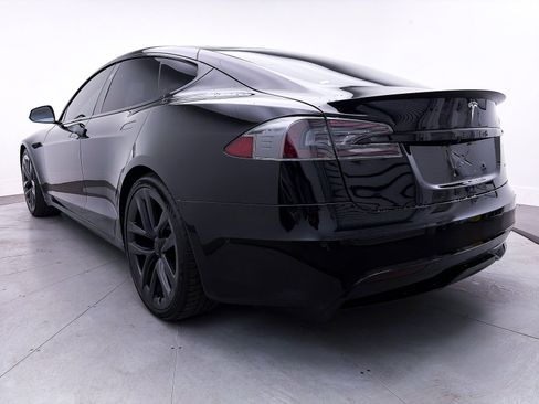 Used 2021 Tesla Model S Plaid image 13