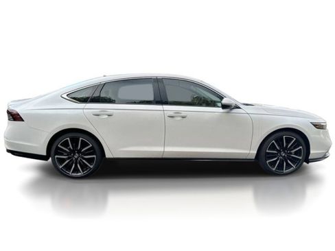 New 2025 Honda Accord Touring image 8