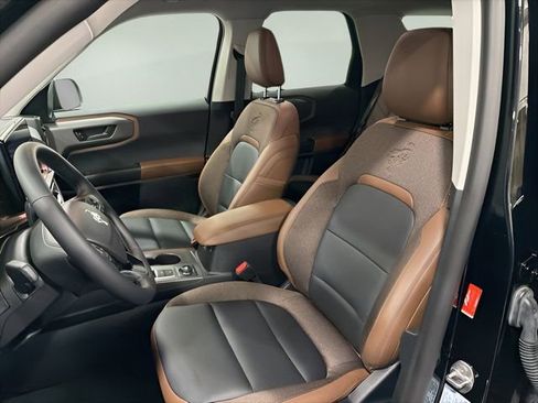 Used 2025 Ford Bronco Sport Outer Banks image 11