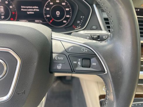 Used 2018 Audi Q5 2.0T Premium Plus AWD/4WD image 17