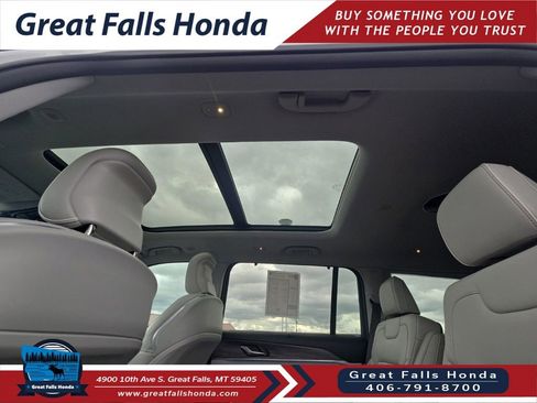 Used 2021 Jeep Grand Cherokee L Overland w/ Advanced Protech Group III AWD/4WD image 26