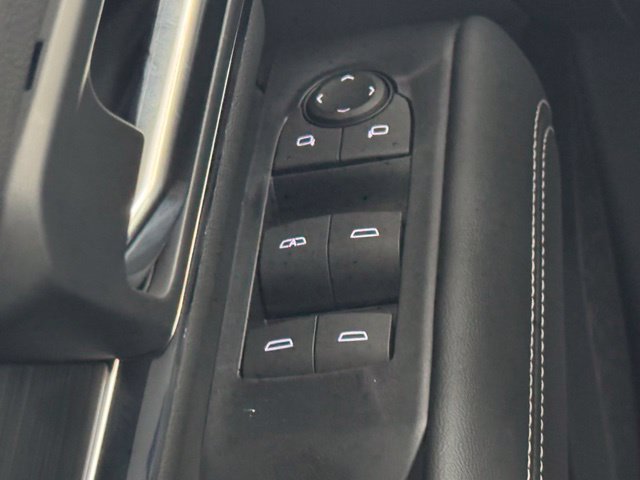 New 2027 GMC Terrain Elevation w/ Elevation Premium Package AWD/4WD image 14