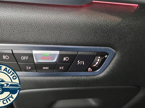 Used 2019 BMW X5 xDrive50i w/ Off-Road Package image 25