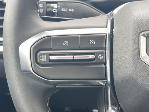 New 2026 GMC Canyon Elevation w/ Convenience Package RWD image 13
