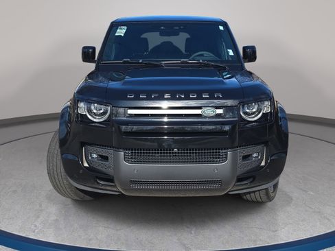 Certified 2024 Land Rover Defender 110 V8 image 2