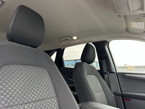 Used 2023 Ford Escape Active image 17