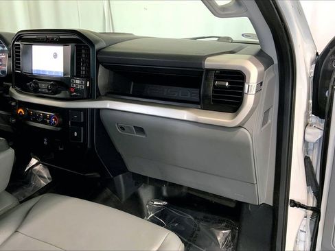 Used 2022 Ford F150 XL w/ Trailer Tow Package RWD image 16