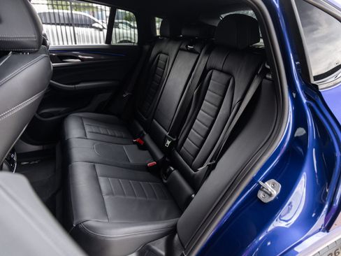 Used 2025 BMW X4 M w/ Executive Package AWD/4WD image 35