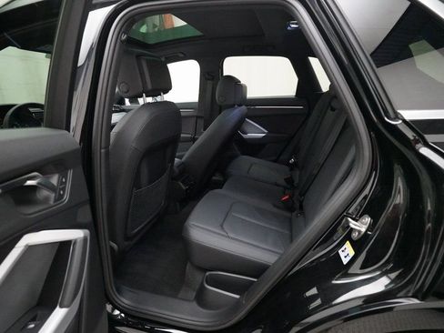 Used 2025 Audi Q3 2.0T Premium Plus w/ Premium Plus Package image 31