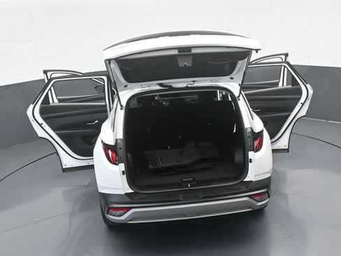 Used 2025 Hyundai Tucson SE image 67