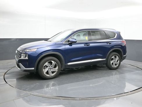 Used 2021 Hyundai Santa Fe SEL image 2