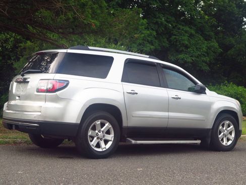 Used 2014 GMC Acadia SLE AWD/4WD image 4
